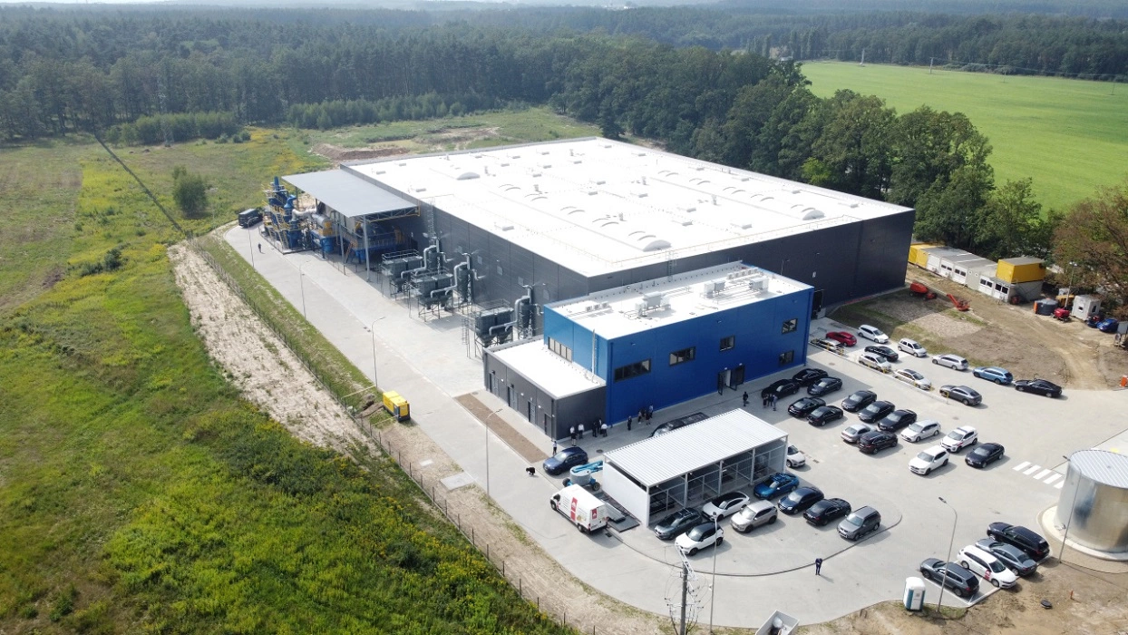 POSCO completes battery recycling Plant in Poland