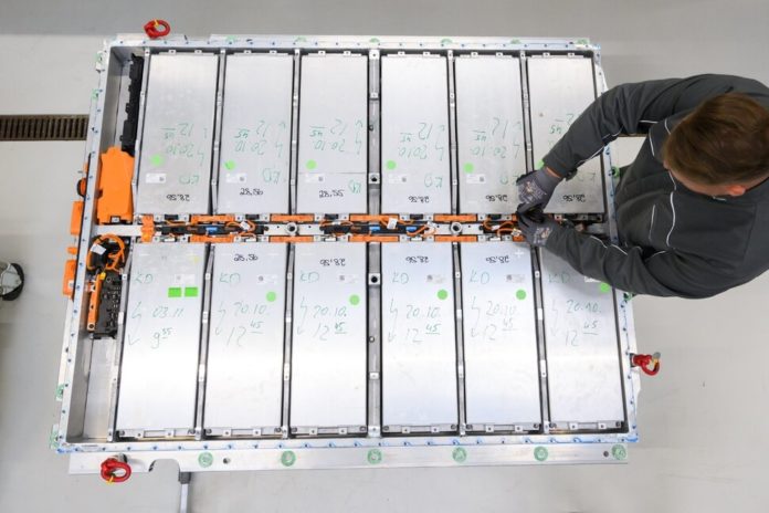 How Do Manufacturers Recycle EV Batteries